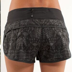 Lululemon Women’s Run Speed Short 2.5”